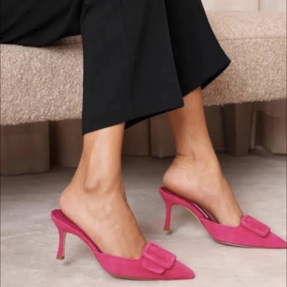 Manolo Blahnik Hot Pink Maysale 70mm Mule - Picture 1 of 14